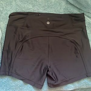 Lululemon black biker shorts